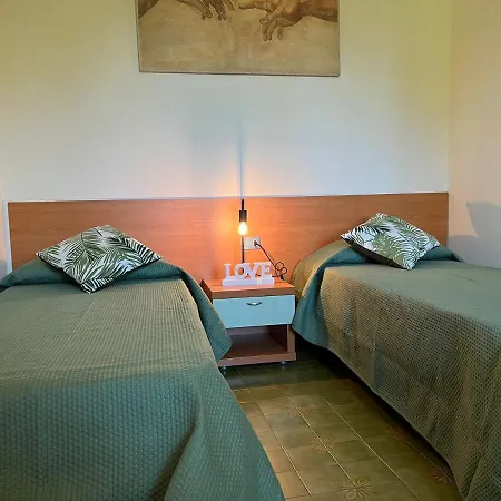 Sunflower Apartament Apartment